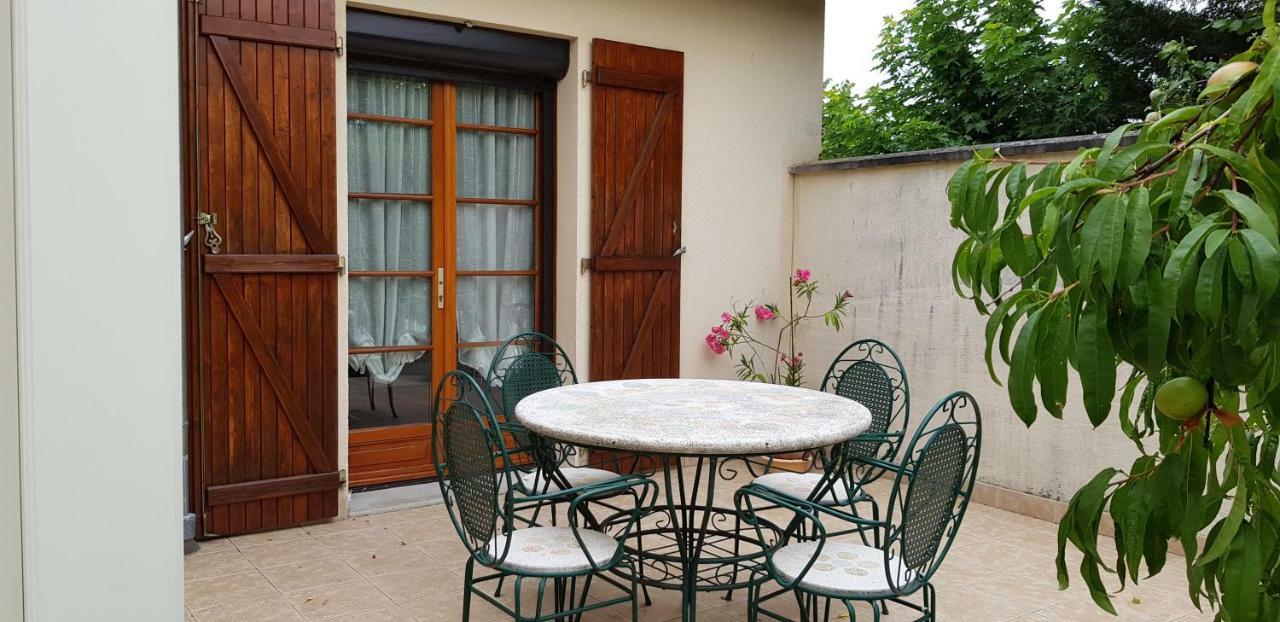 Gite Du Luat Vert-en-Drouais エクステリア 写真